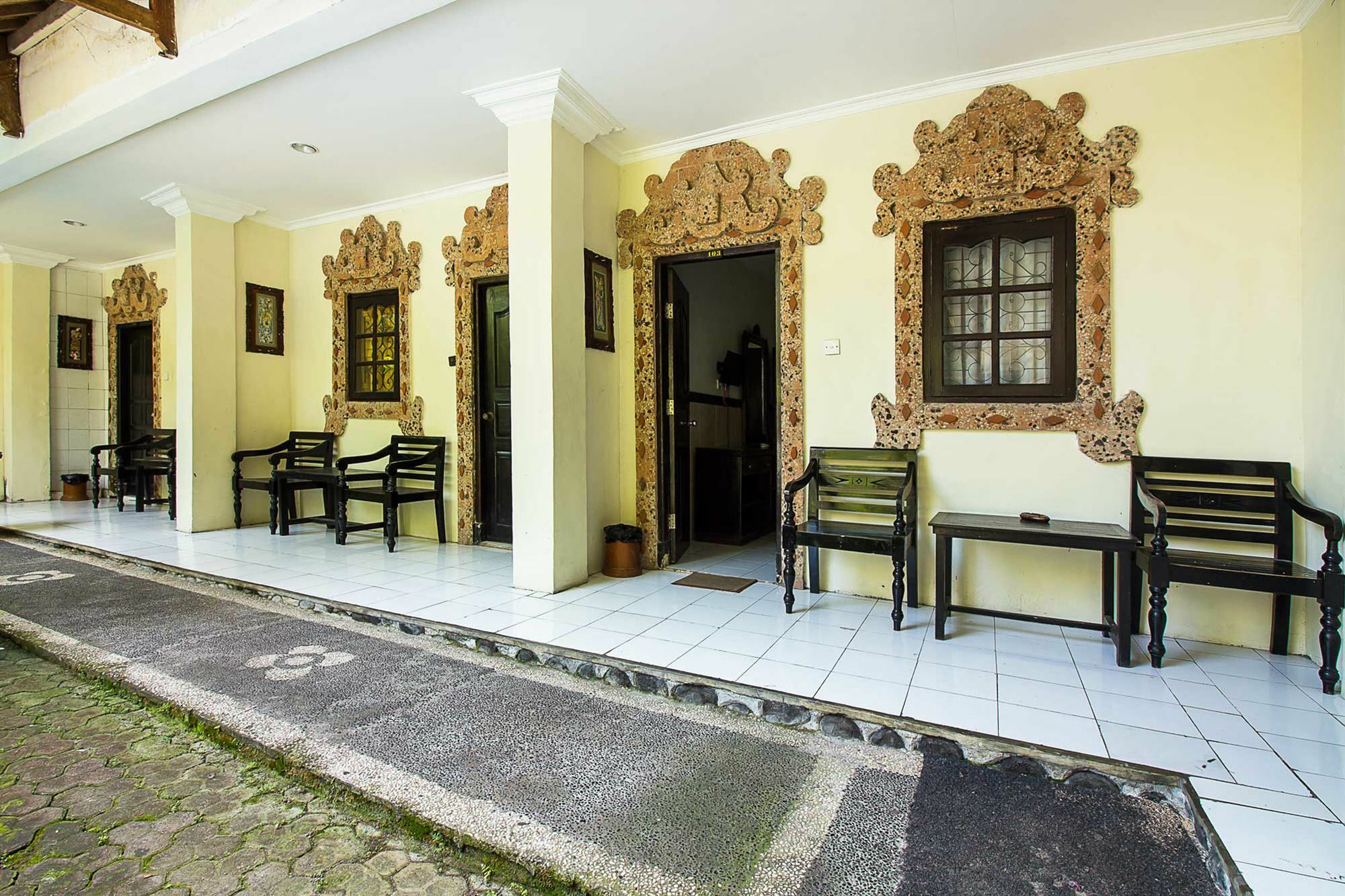 Hotel Sanjaya Managed By Tinggal Kuta Lombok Buitenkant foto